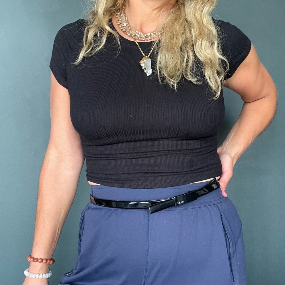 Vintage Laurel Black Skinny Belt
